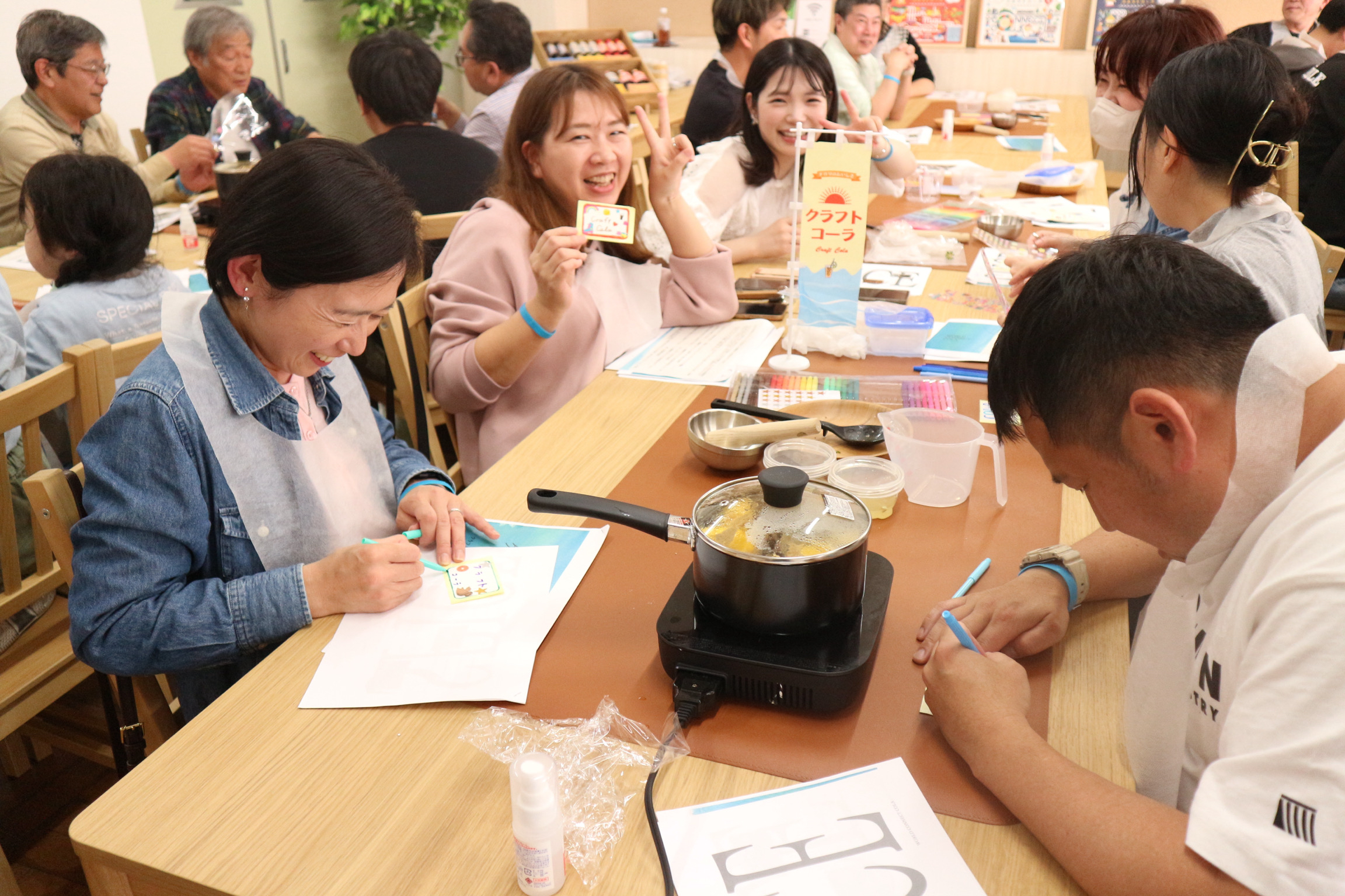 社員旅行でのクラフトコーラ作り